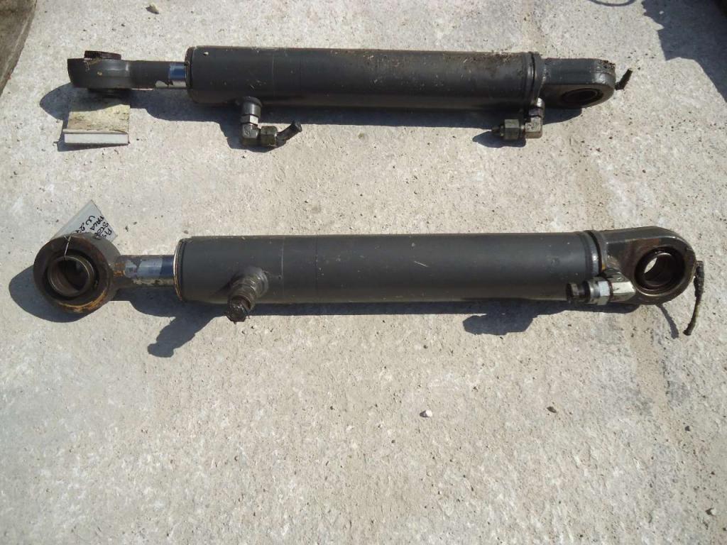 Piston de direction pour New Holland W270B Photo 2