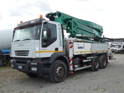 Iveco TRAKKER 380 Photo 1