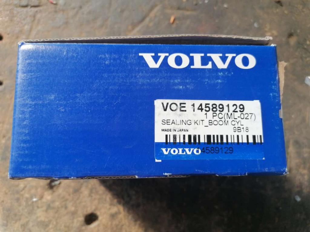 Volvo Ricambi Vari Photo 6