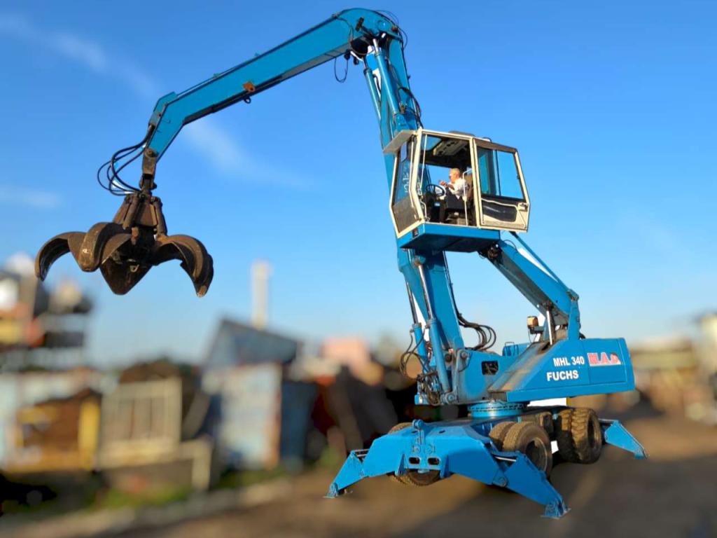 Fuchs MHL340 Photo 1