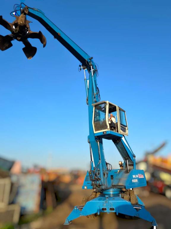 Fuchs MHL340 Photo 2