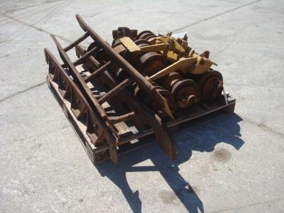 Garde de la chaîne de chenille pour Caterpillar 951C en vente par OLM 90 Srl