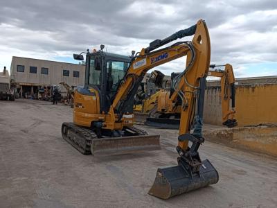 XCMG XE35E en vente par Euro Tractors Sud Srl