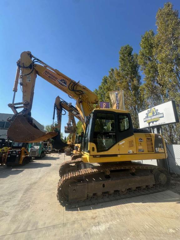Komatsu PC180 Photo 1