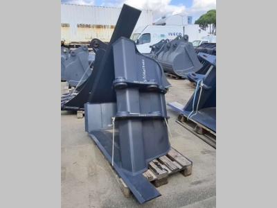 Godet trapèze en vente par C.A. E P. Ghetti Spa