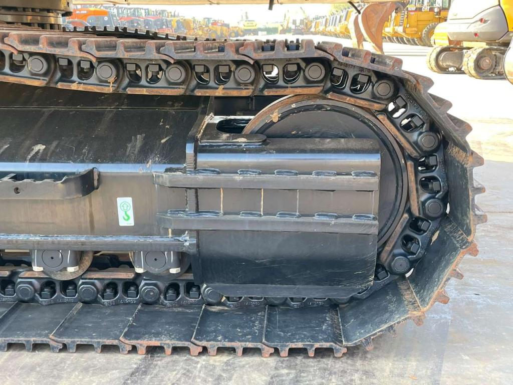 Caterpillar 324 Photo 12