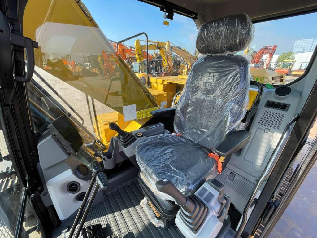 Caterpillar 324 Photo 20