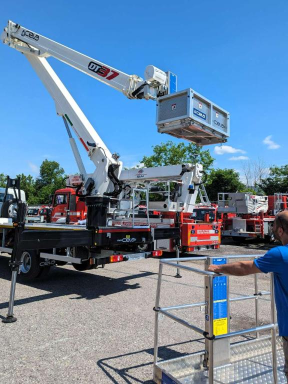 Cela Truck DT37 Photo 15