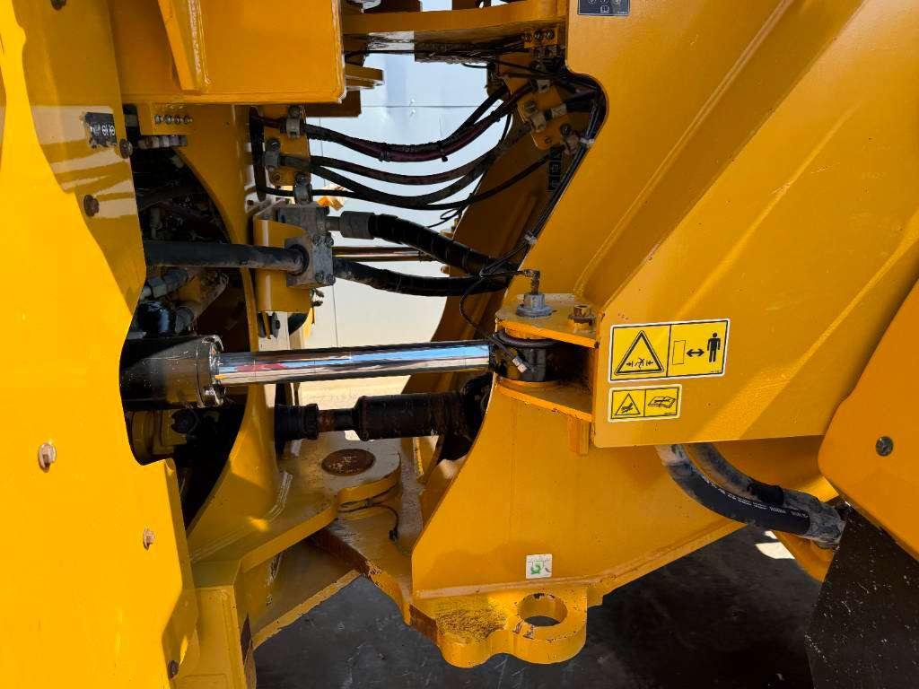 Caterpillar 966M - Automatic Greasing / 3th Function Photo 29