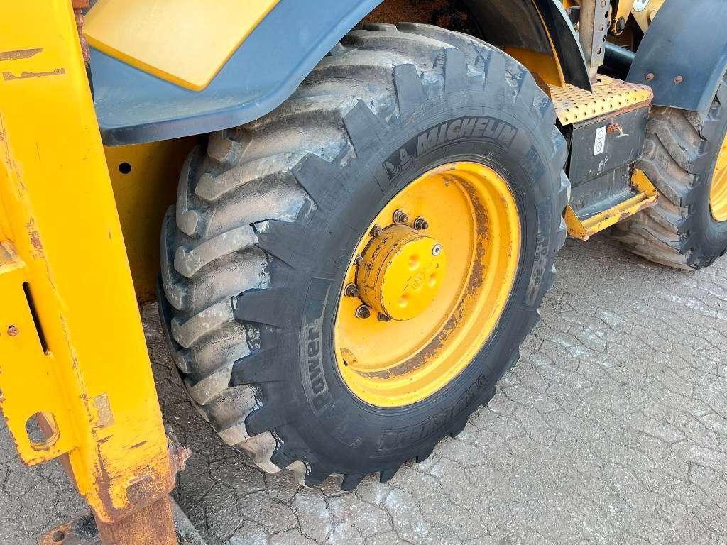 Caterpillar 444F2 - Telescopic Boom / 4WS / Hammer Lines Photo 26