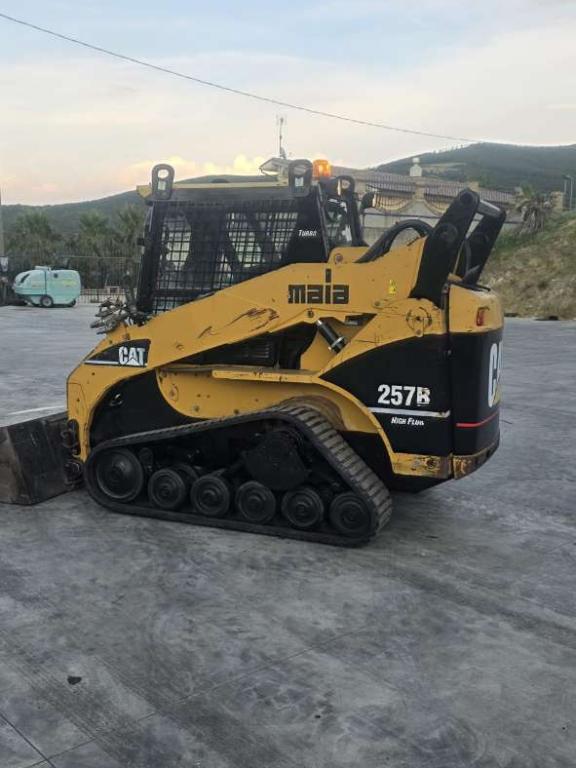 Caterpillar 257B Photo 2