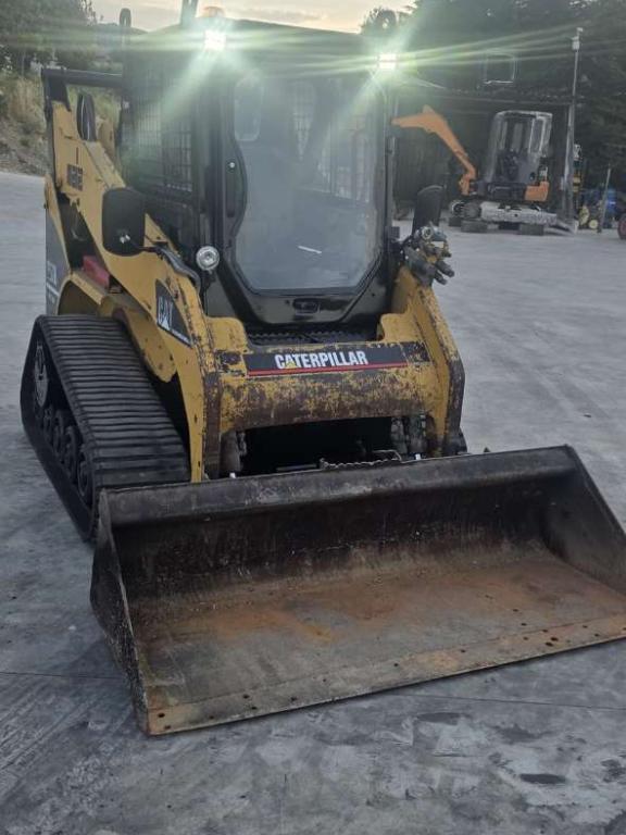Caterpillar 257B Photo 3