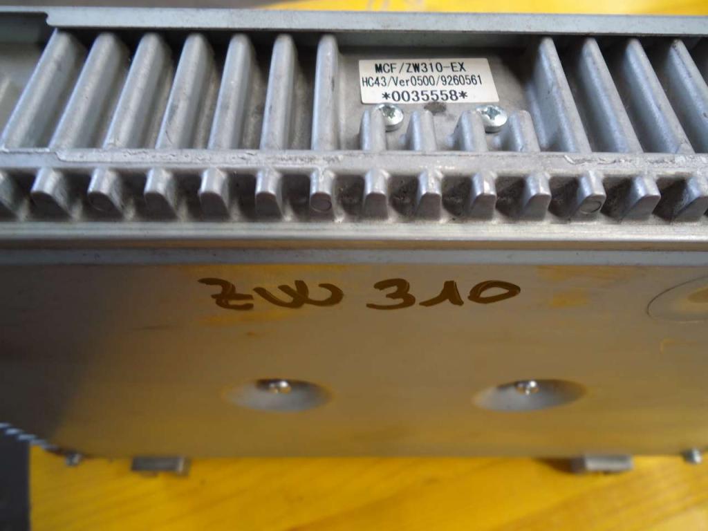 Boîte de jonction pour Hitachi ZW310 Photo 2