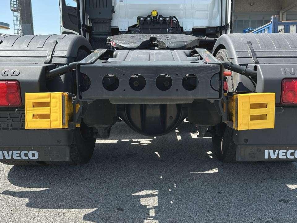 Iveco S-WAY 490 4x2 Photo 9