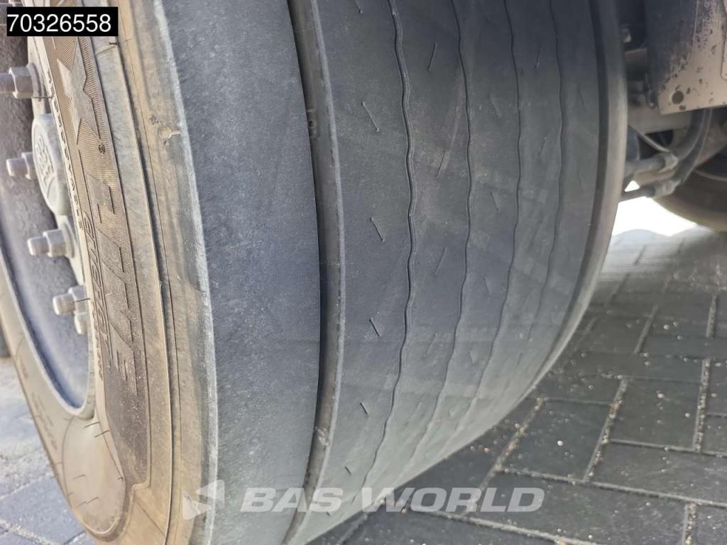 Kässbohrer CS APK 10/26 Lift Axle Stack Photo 11
