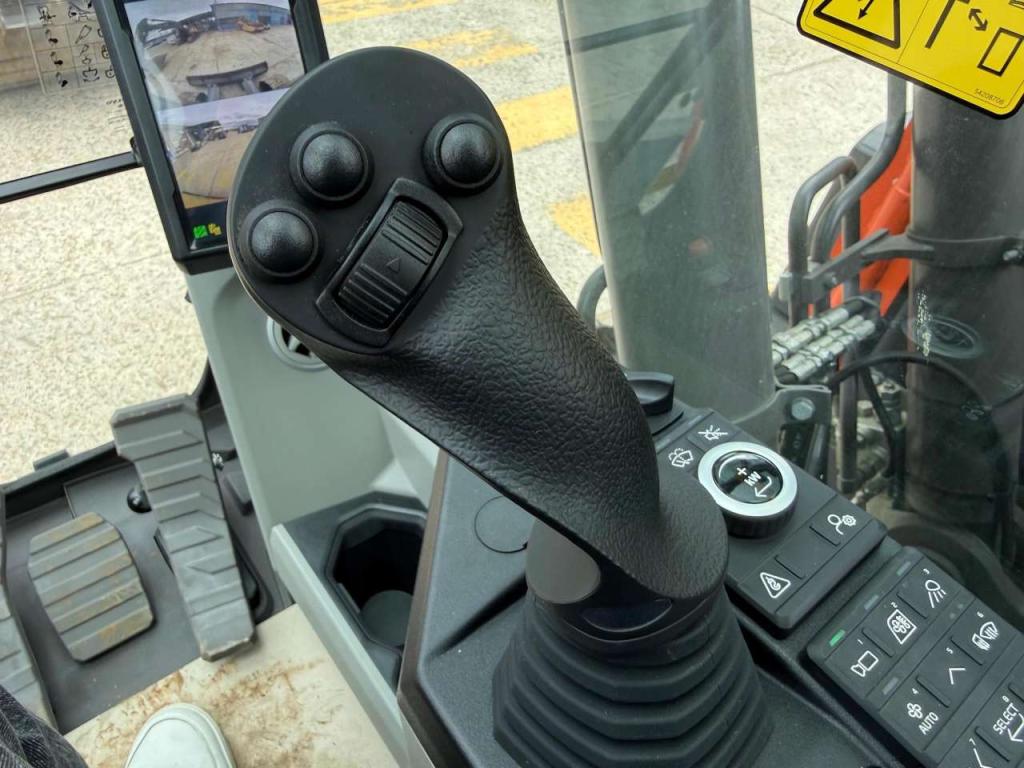 Volvo ECR145FL5 Photo 14