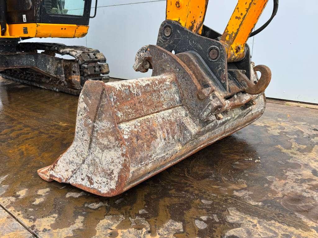 JCB JZ141LC - Automatic Greasing / Quick Coupler Photo 19