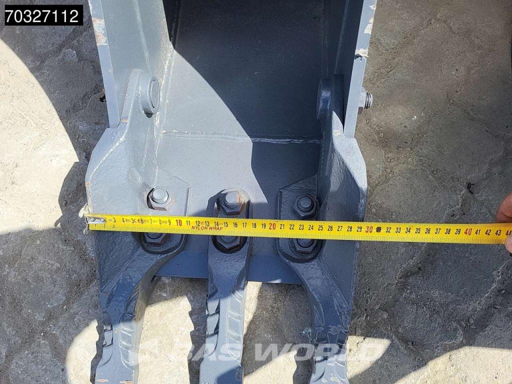 Develon DX50 Z-7 A/C -  Buckets Photo 12