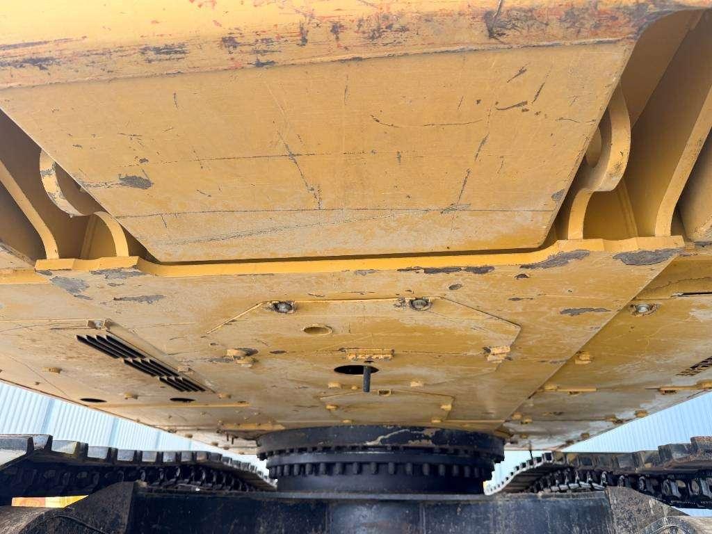 Caterpillar 336F L - NEW CHAINS AND TRACKS Photo 25