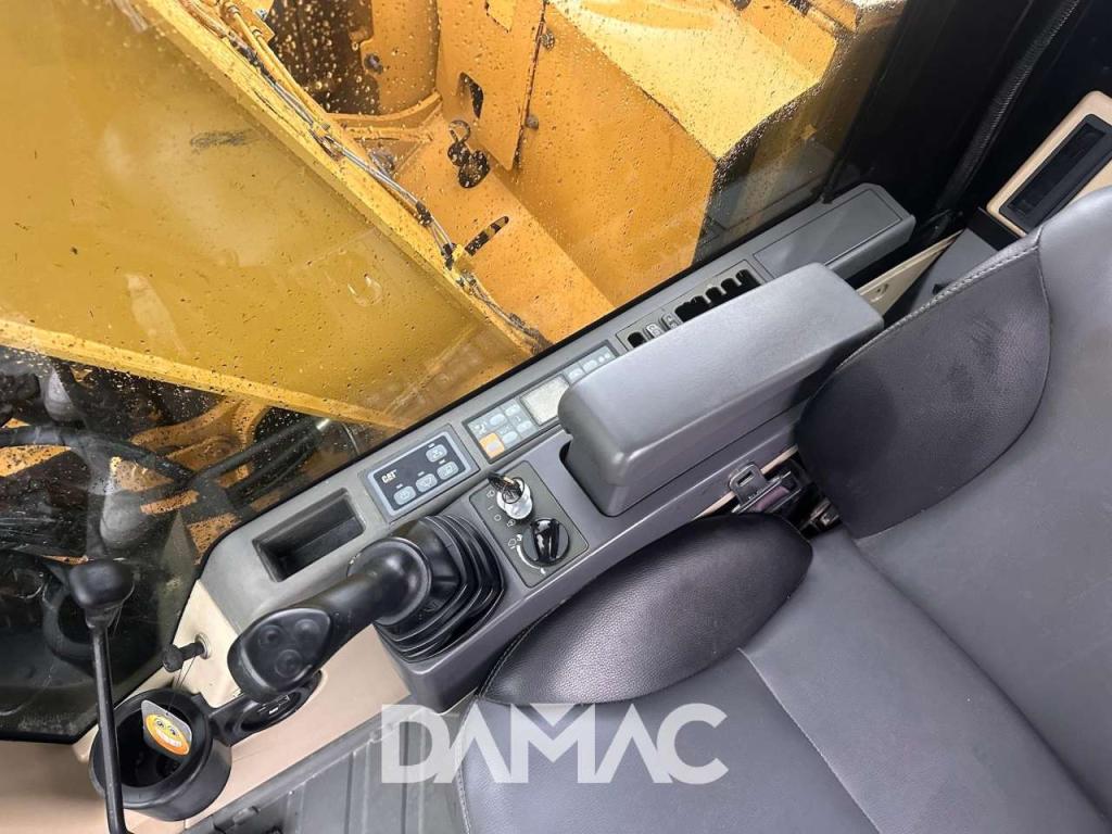 Caterpillar 311CU Photo 14