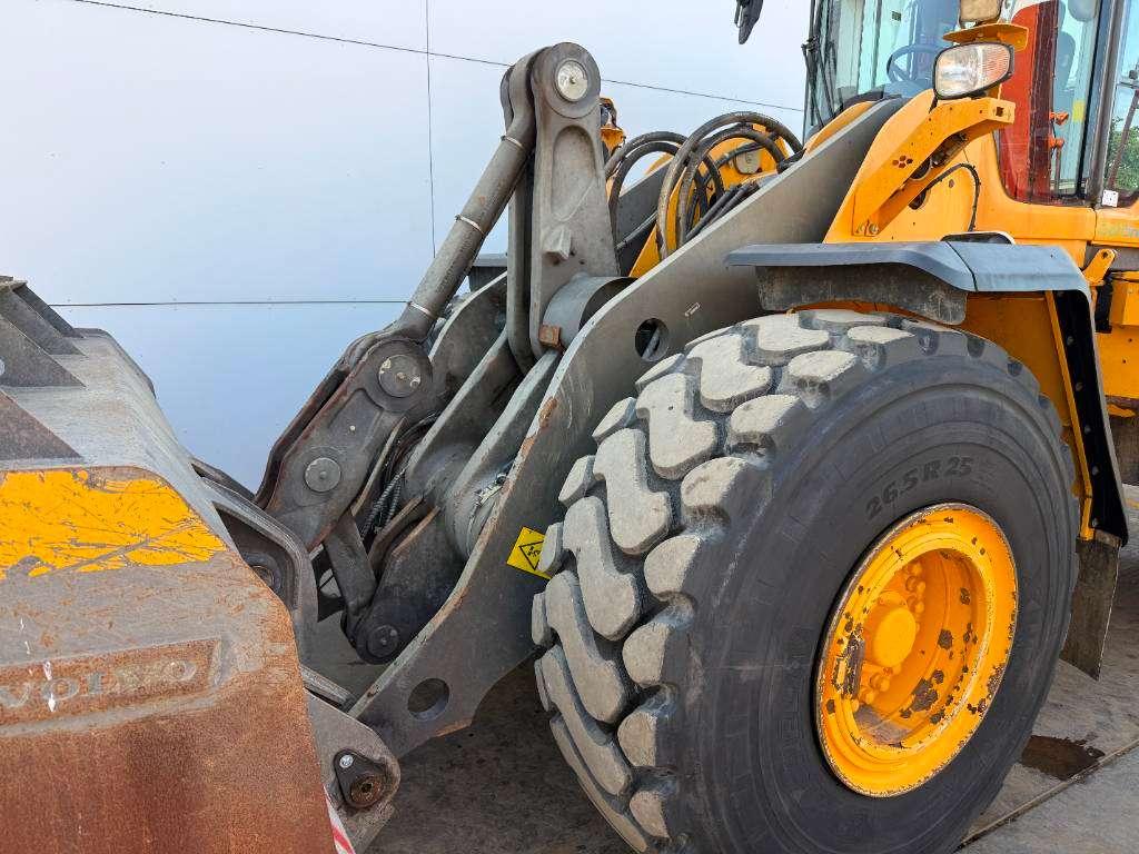 Volvo L150H - German Machine / Automatic Greasing Photo 17
