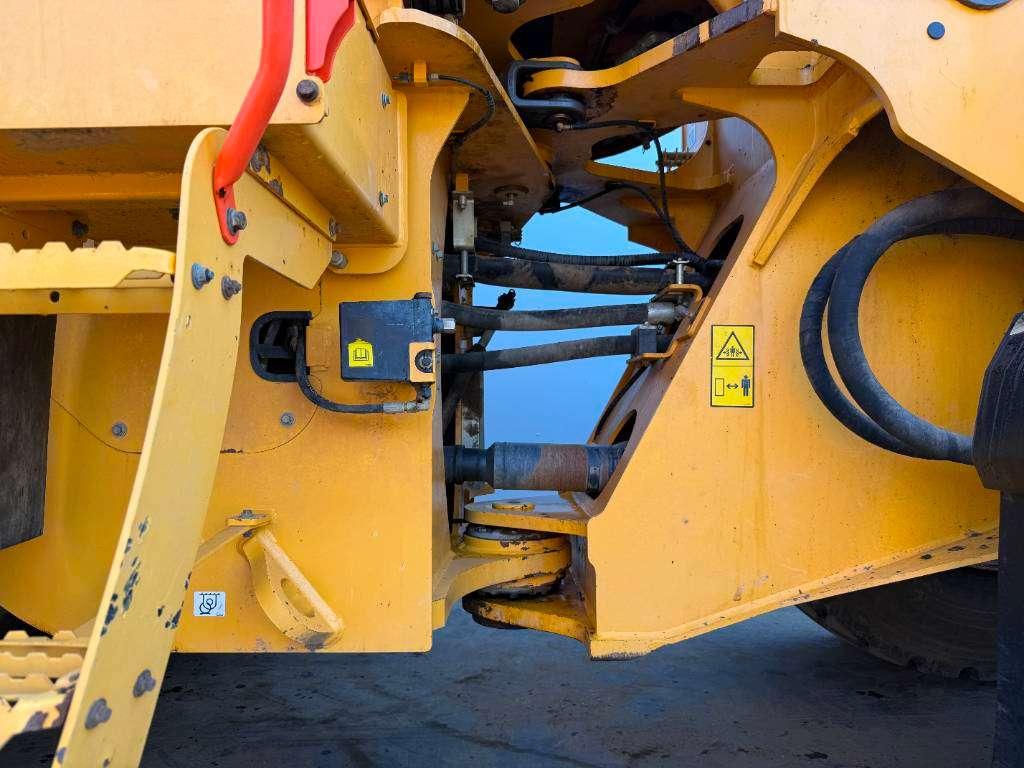 Volvo L150H - German Machine / Automatic Greasing Photo 20