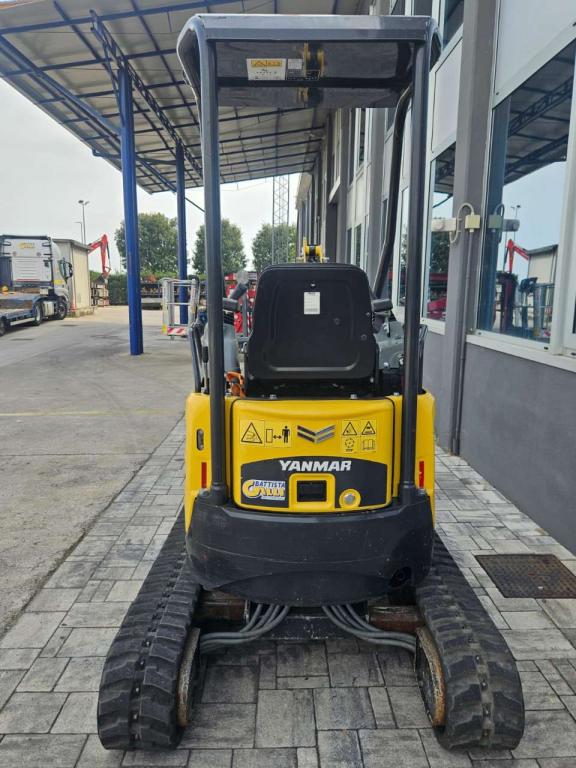 Yanmar VIO17 Photo 7