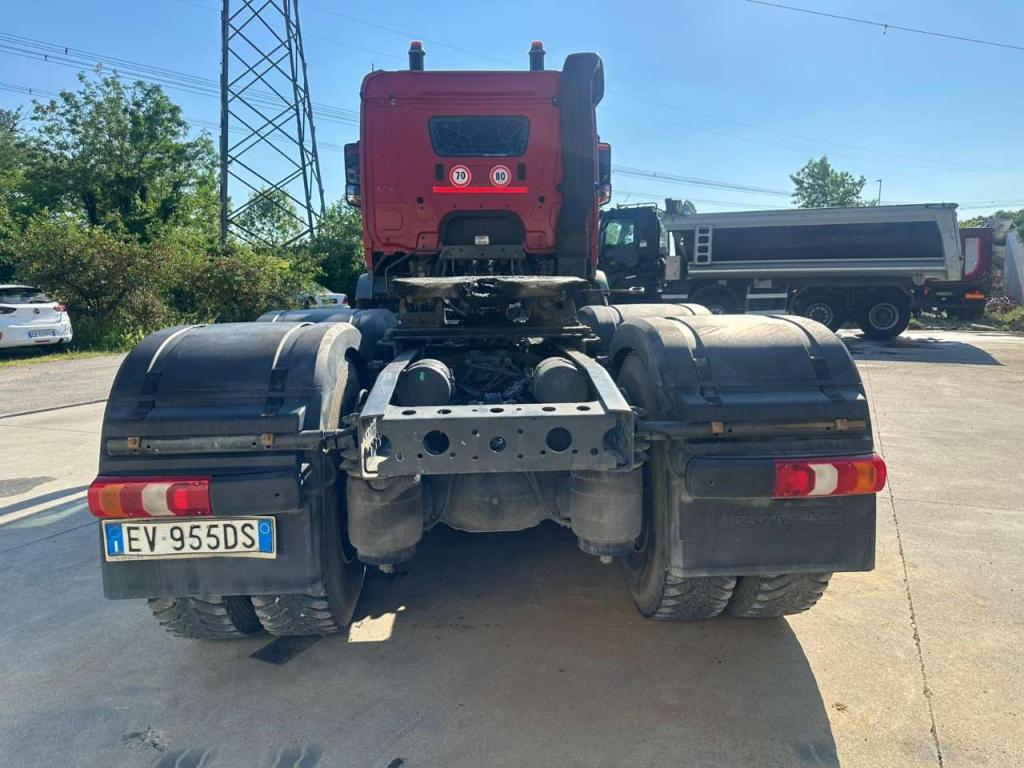 Mercedes-Benz Arocs 3348 Photo 9