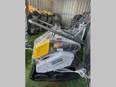 Wacker Neuson BPS 1550 MOTORE HONDA en vente par B.D. Commerciale Srl