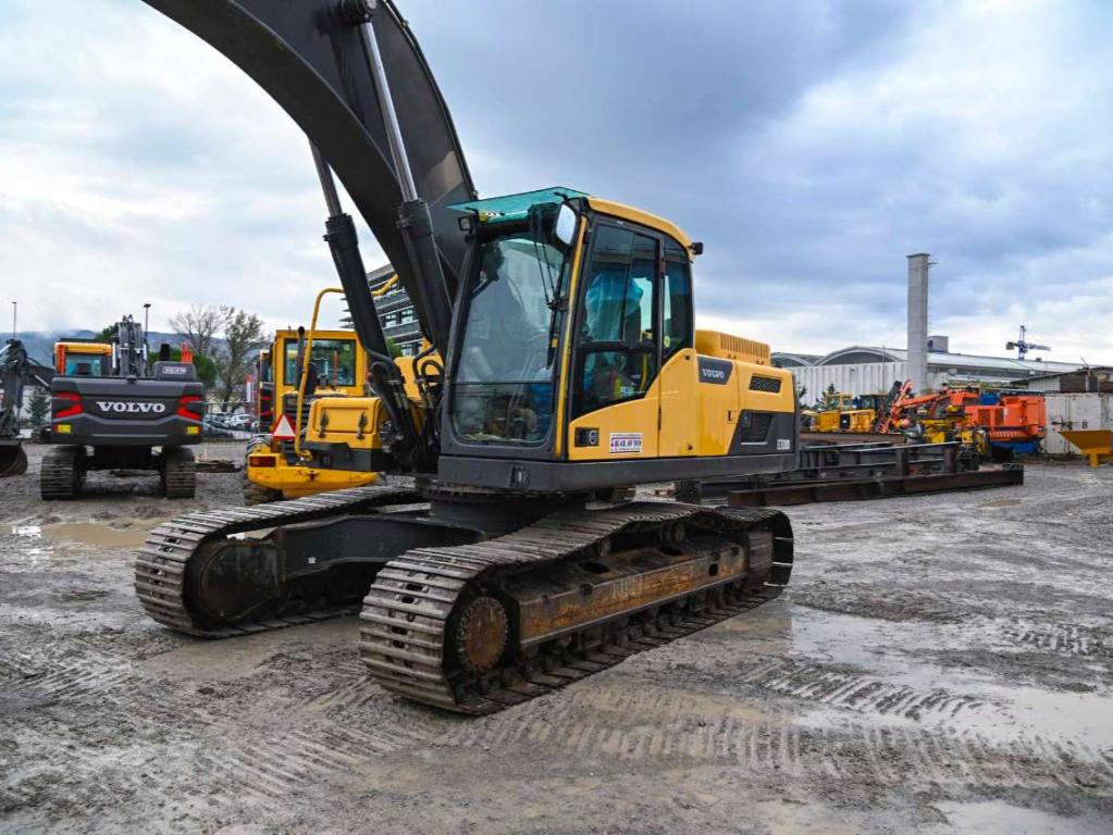 Volvo EC300D NL Photo 25
