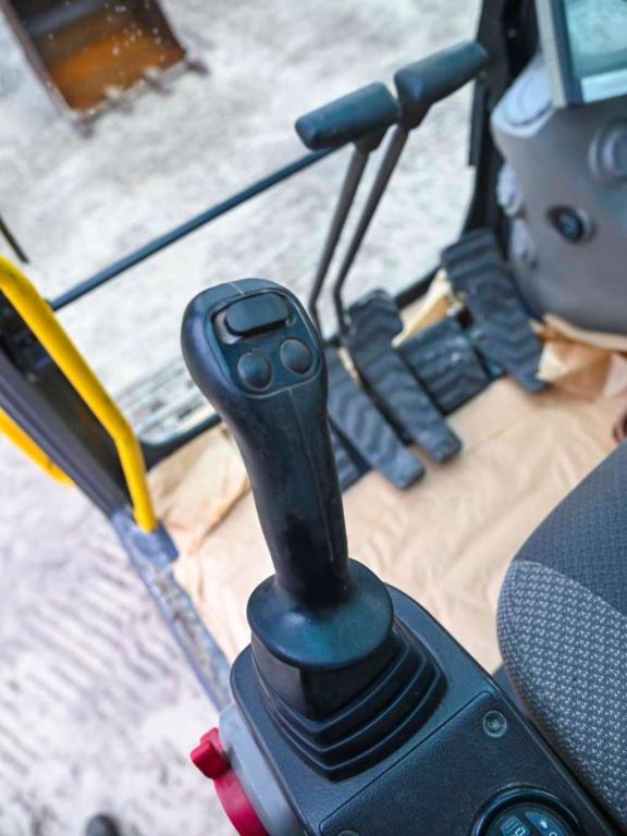 Volvo EC300D NL Photo 29