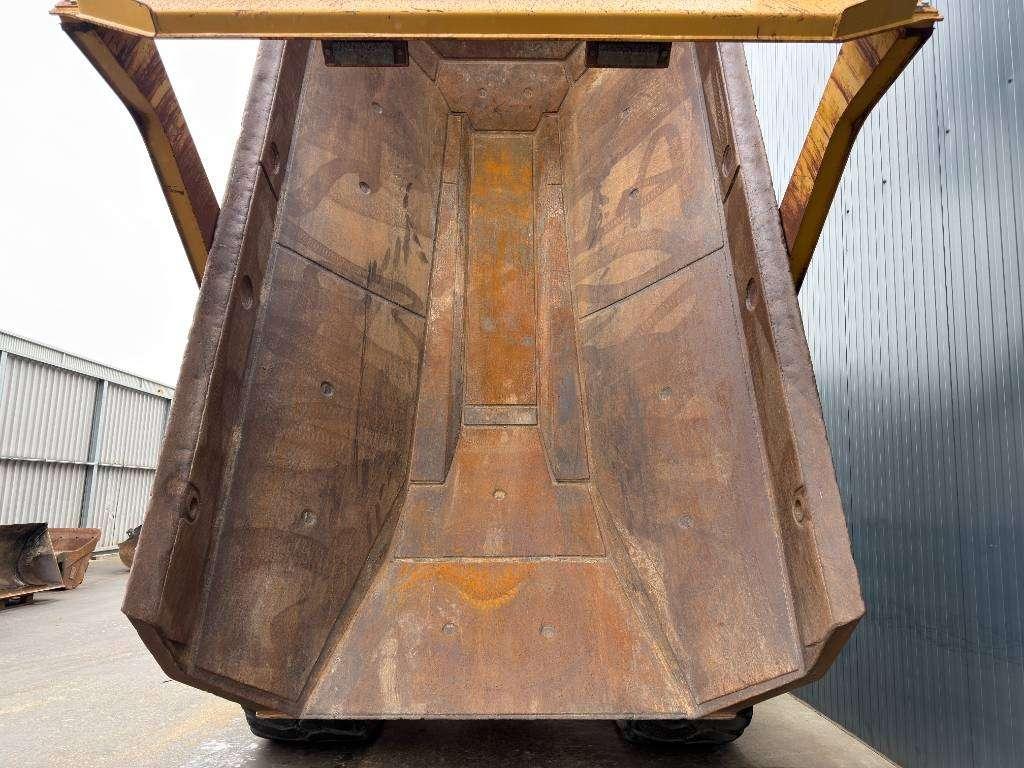 Caterpillar 730C2 Photo 2