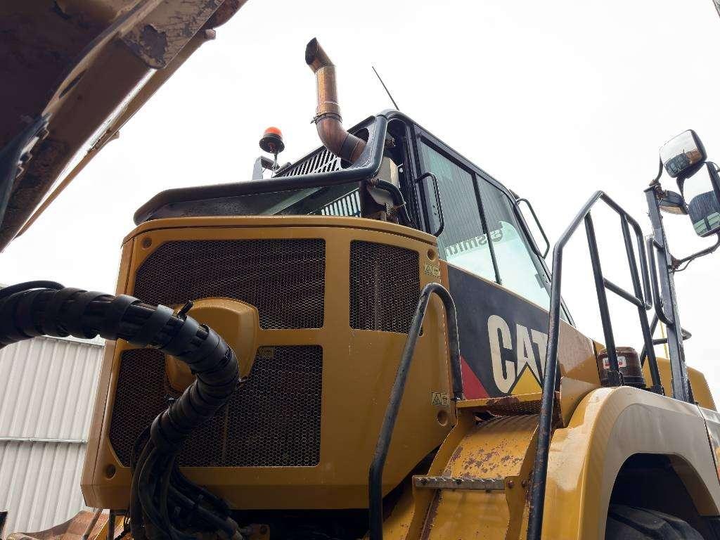 Caterpillar 730C2 Photo 23