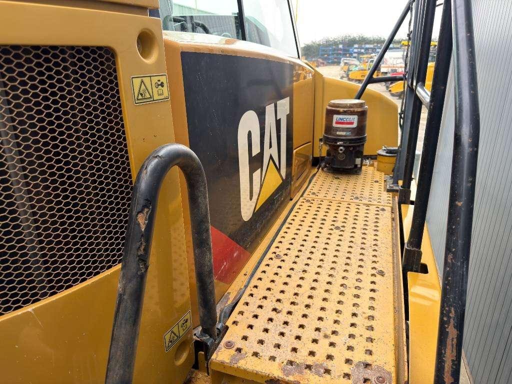 Caterpillar 730C2 Photo 24