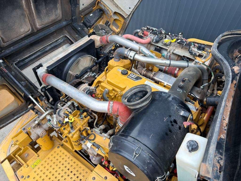 Caterpillar 730C2 Photo 29