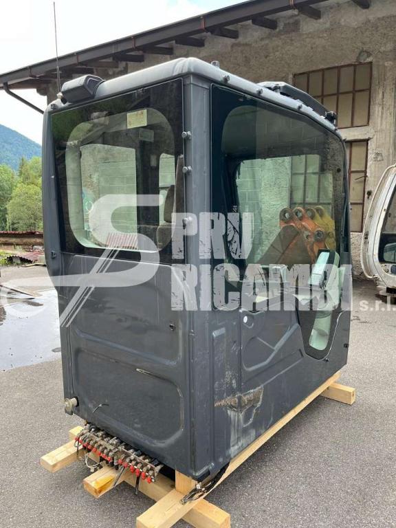 Cabine pour New Holland Serie C Photo 5