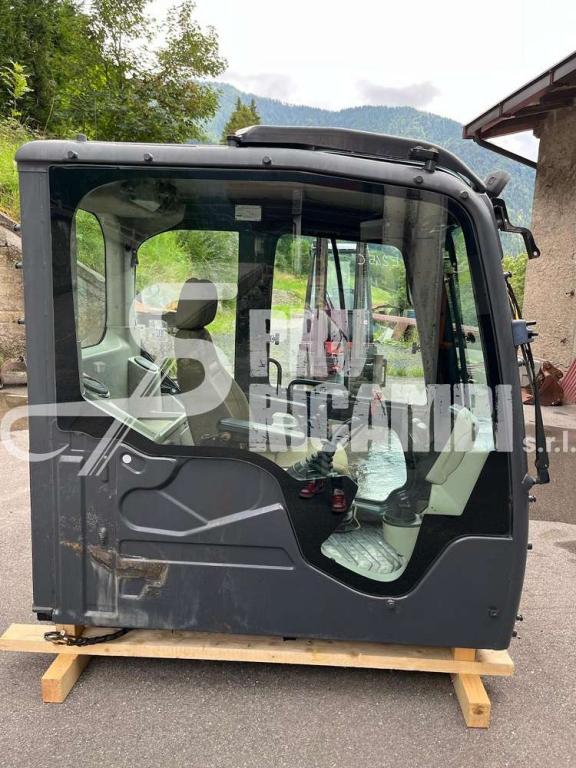 Cabine pour New Holland Serie C Photo 6