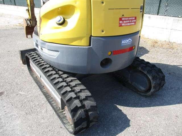 New Holland E30.2SR Photo 10
