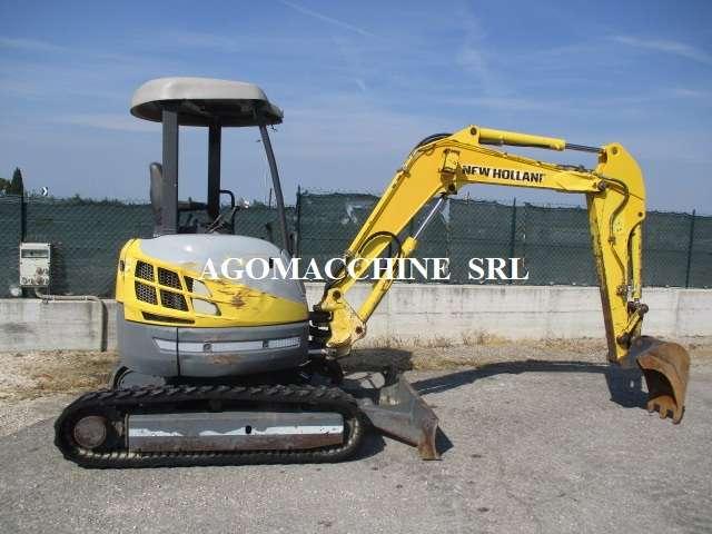 New Holland E30.2SR Photo 7