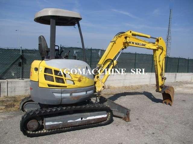 New Holland E30.2SR Photo 8