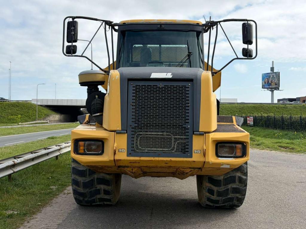 Bell B30D Photo 8