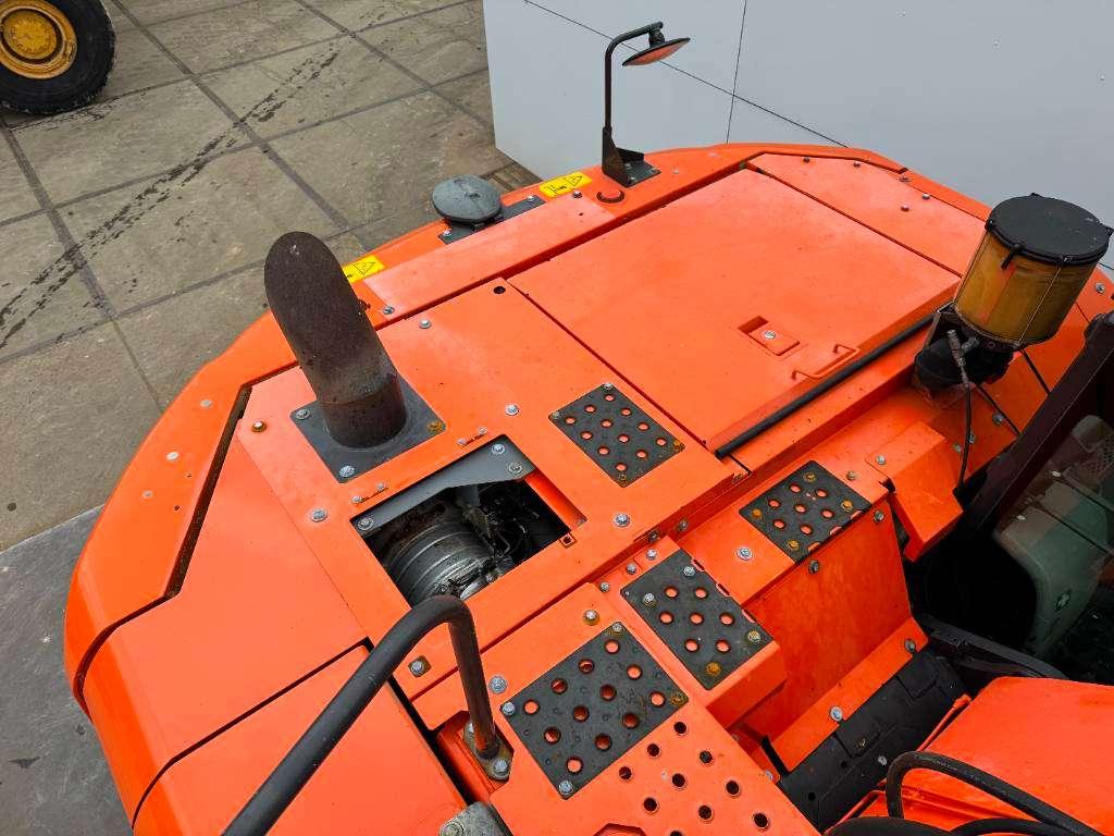 Hitachi ZX 225 US LC-5 B - Automatic Greasing / Camera Photo 28