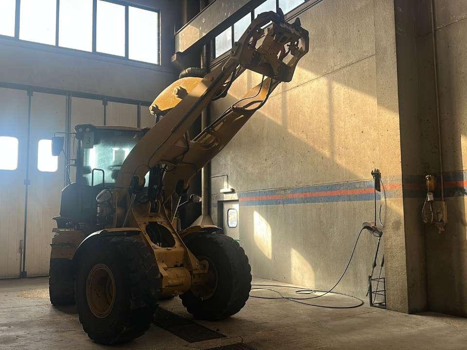 Caterpillar 926M Photo 3