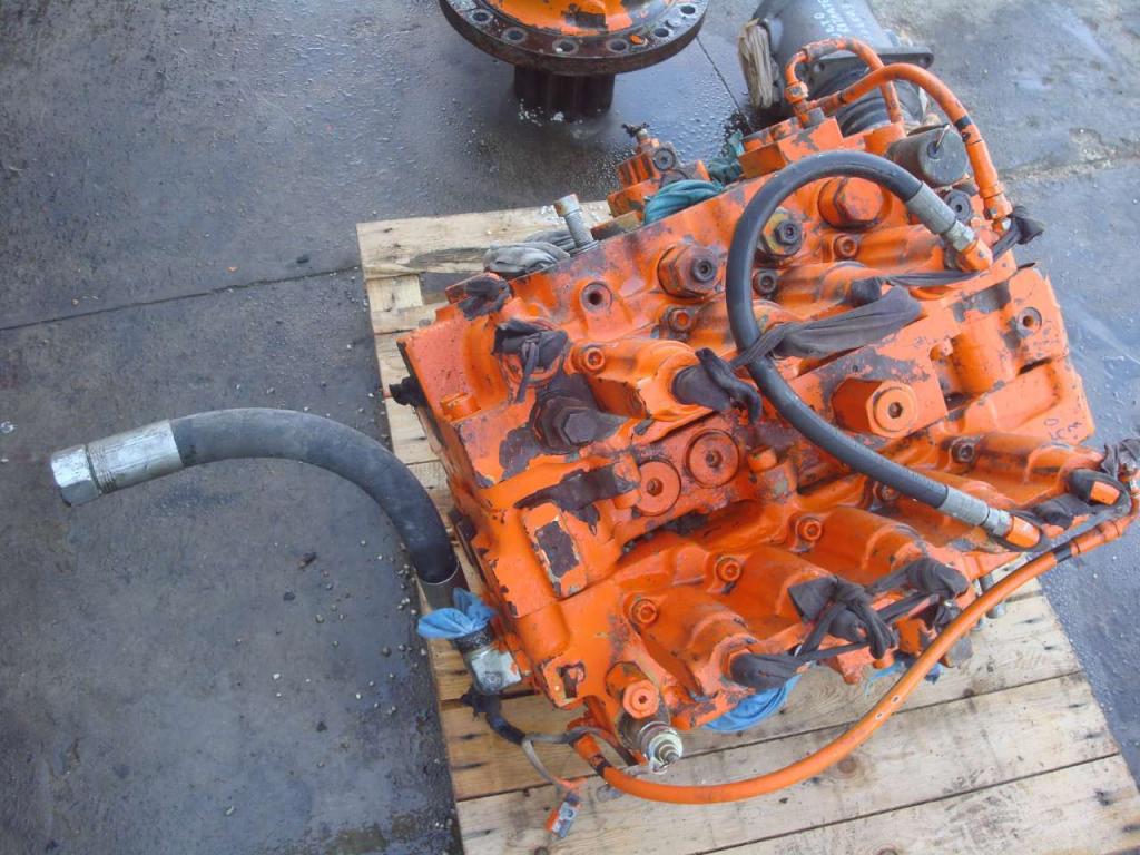 Distributeur hydraulique pour Fiat Hitachi FH450.3 Photo 1