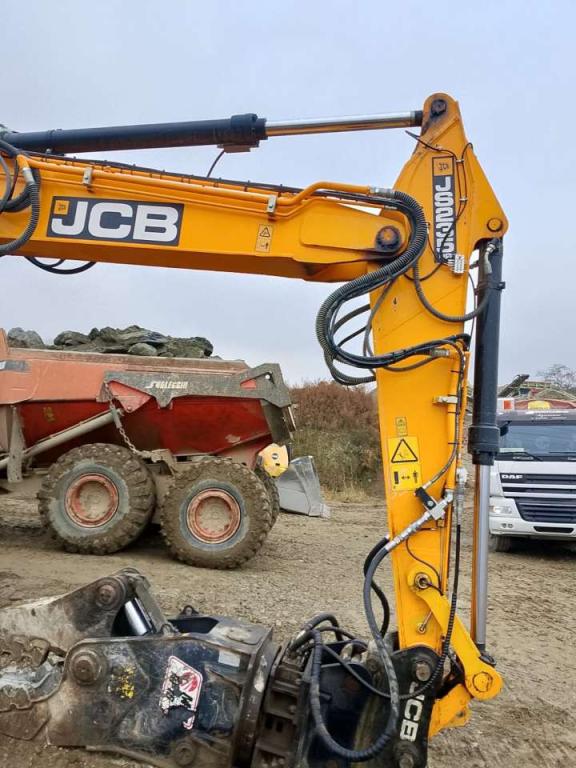 JCB JS235HD Photo 5