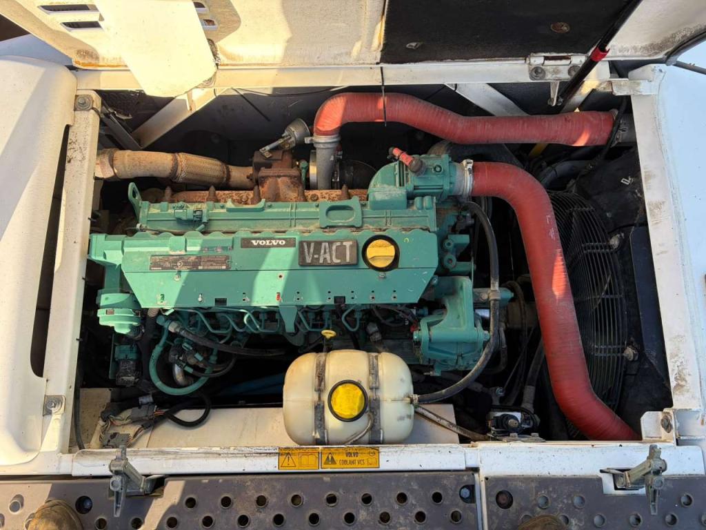 Volvo EW160 Photo 28