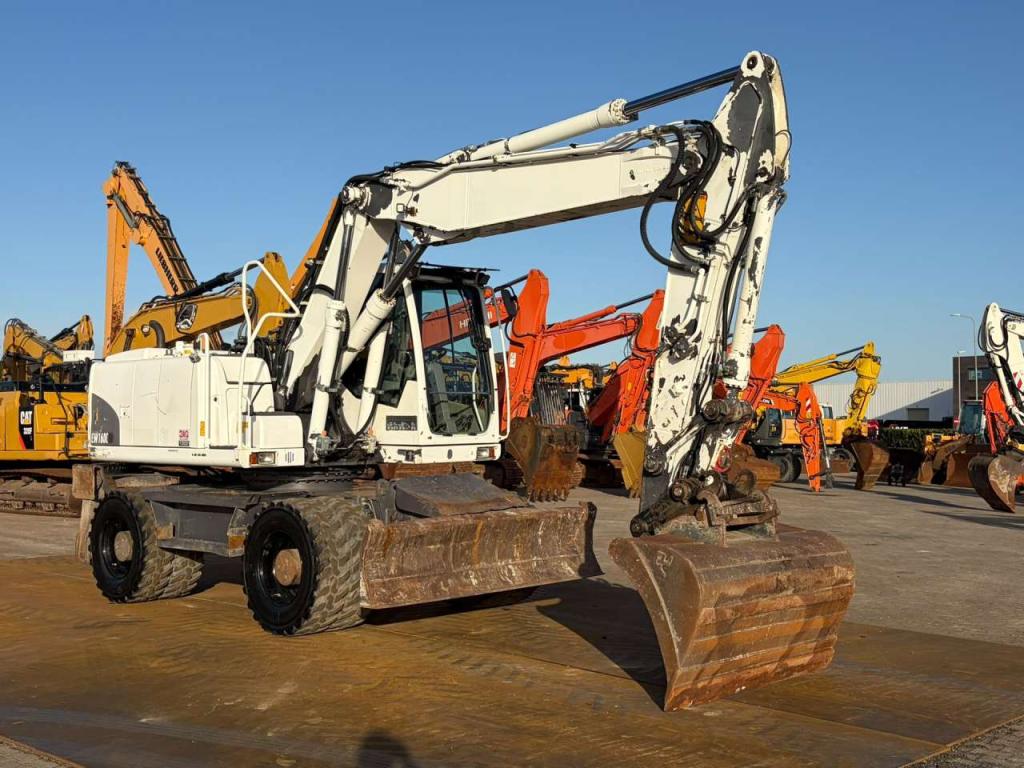 Volvo EW160 Photo 7