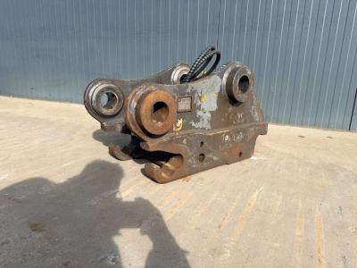 Gjerstad S70 - M318D / 320D / 320E / 320F / 323D / 323E / 3 en vente par Smitma B.V.