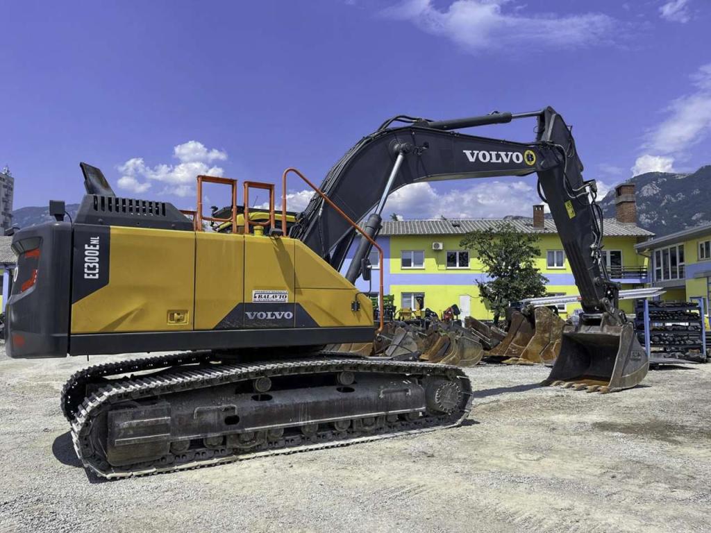 Volvo EC300ENL Photo 10