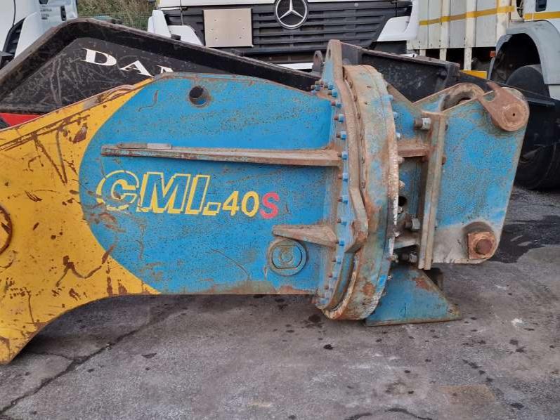CMI 40S Photo 1